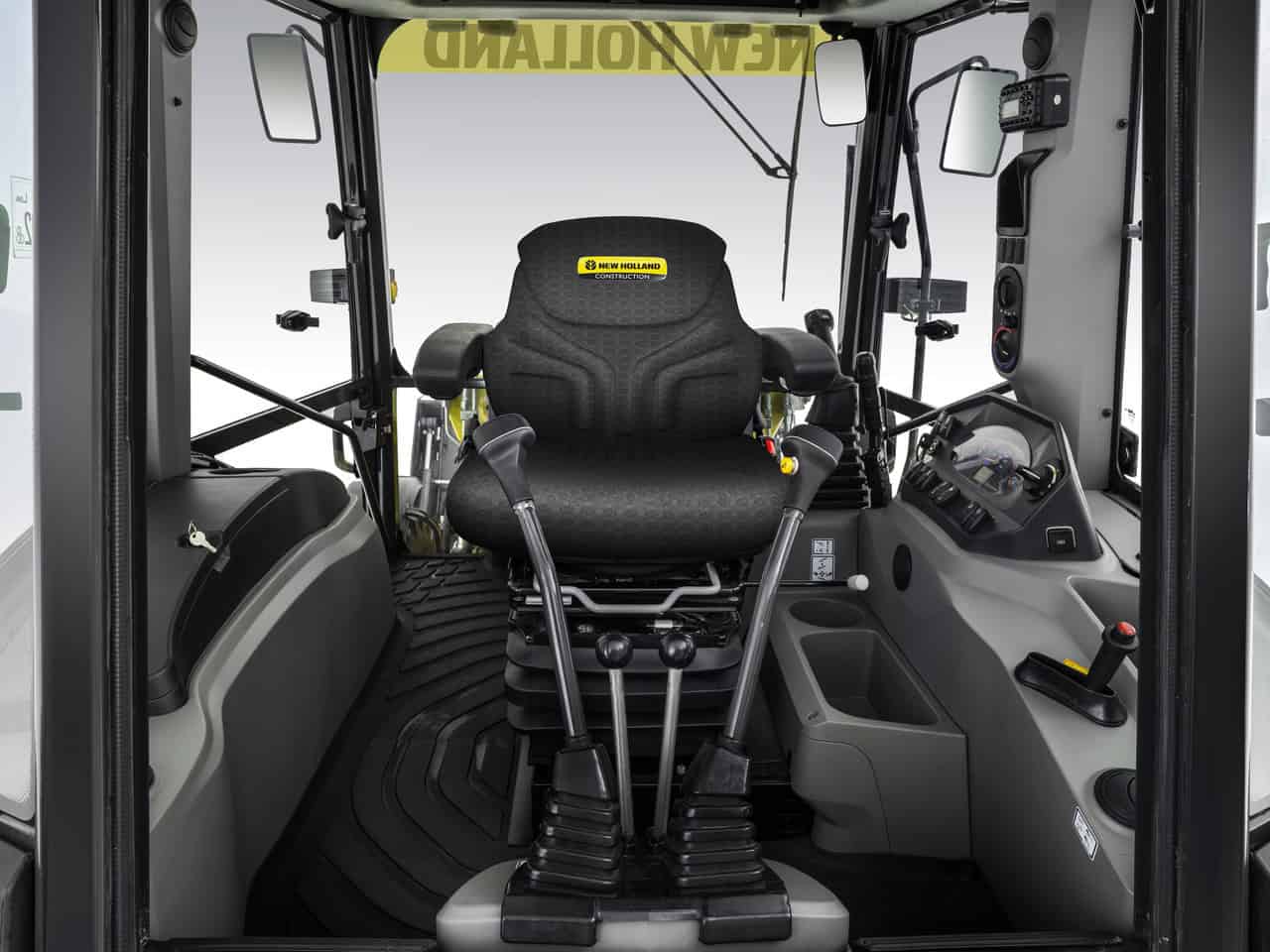 New Holland ratinis ekskavatorinis krautuvas