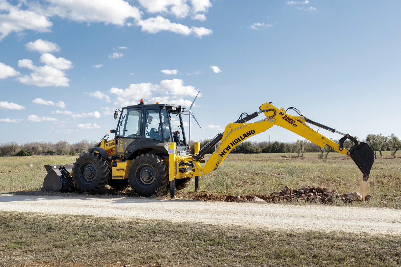 New Holland ratinis ekskavatorinis krautuvas