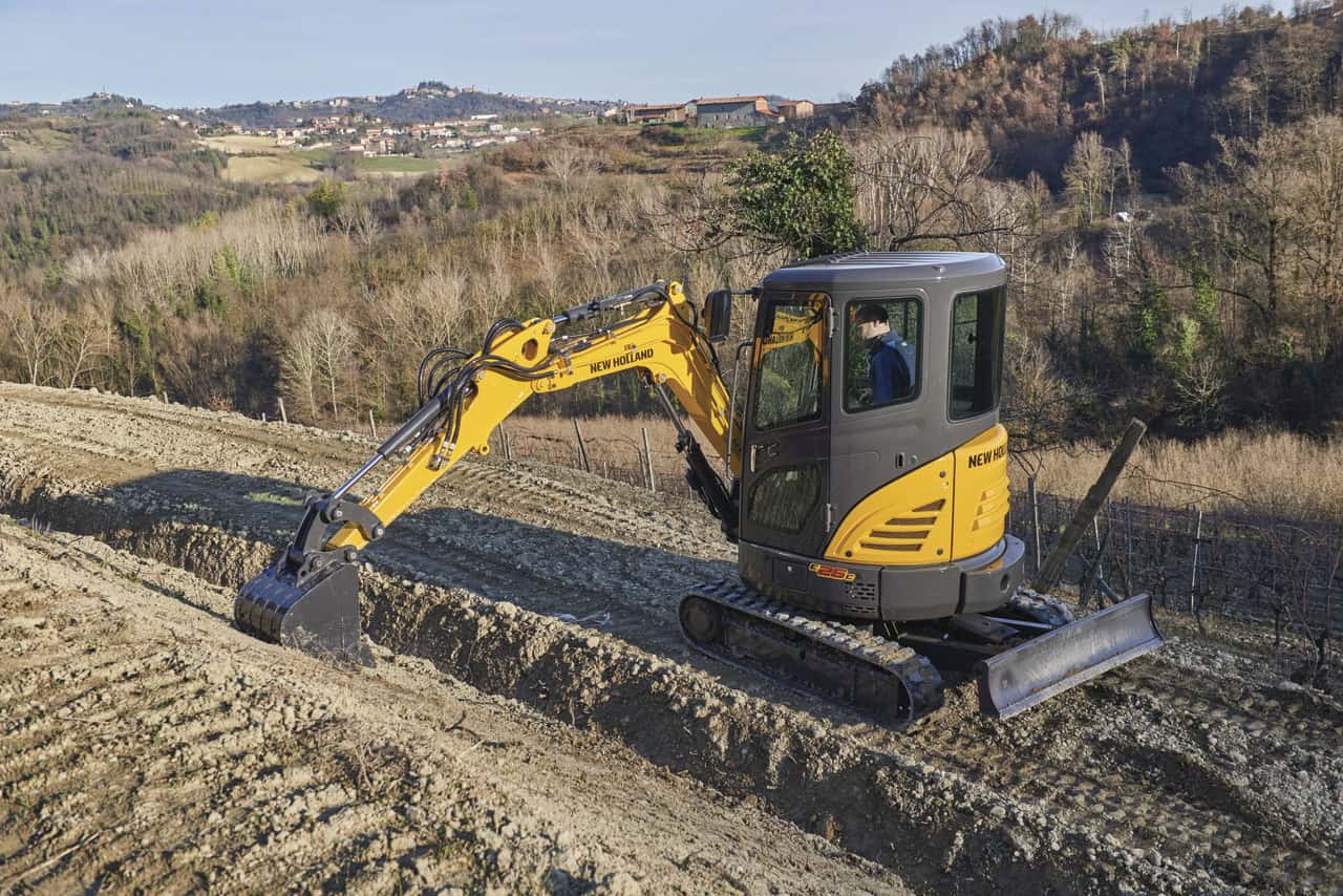 New Holland vikšriniai mini ekskavatoriai