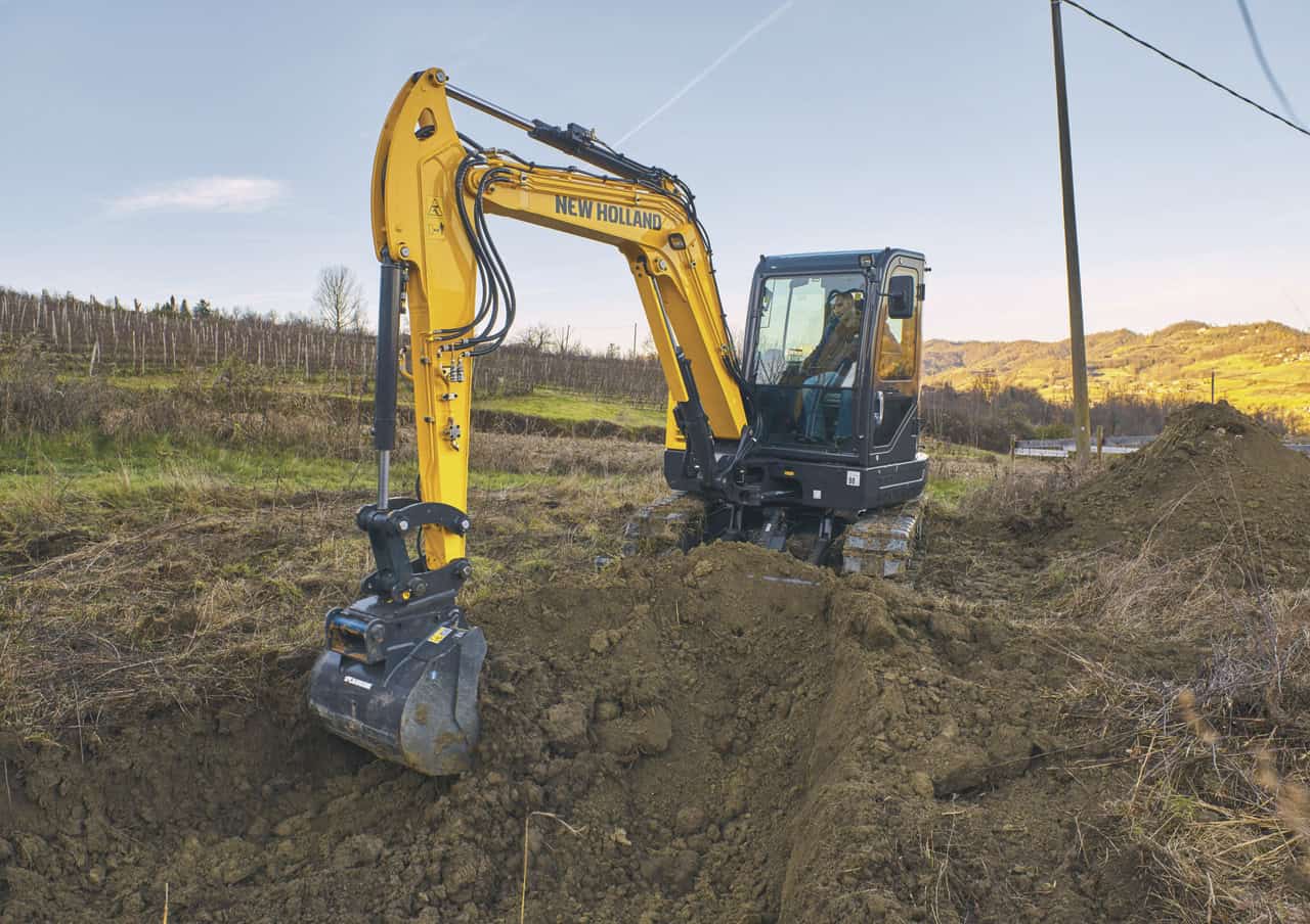 New Holland vikšriniai mini ekskavatoriai