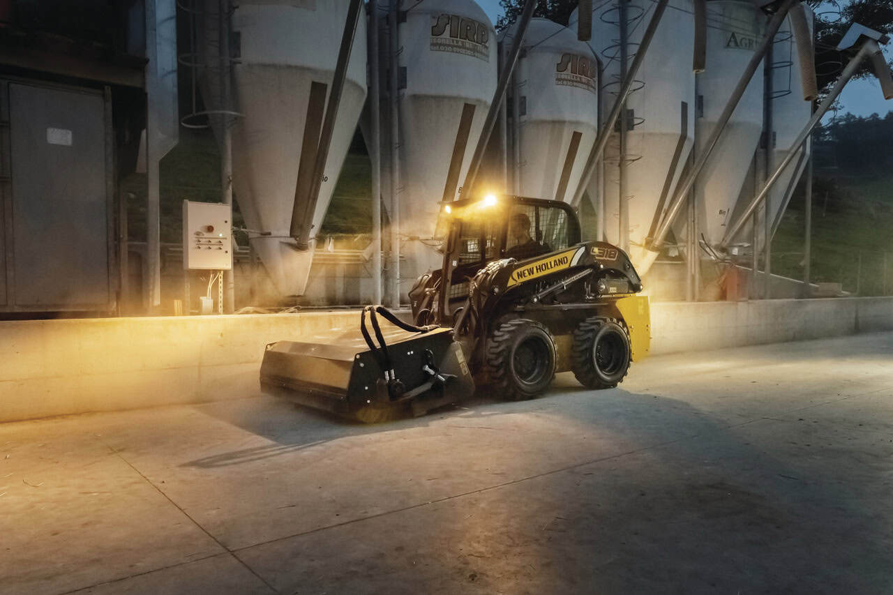 New Holland ratiniai mini krautuvai