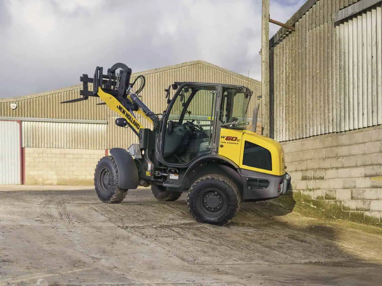 New Holland kompaktiniai ratiniai krautuvai