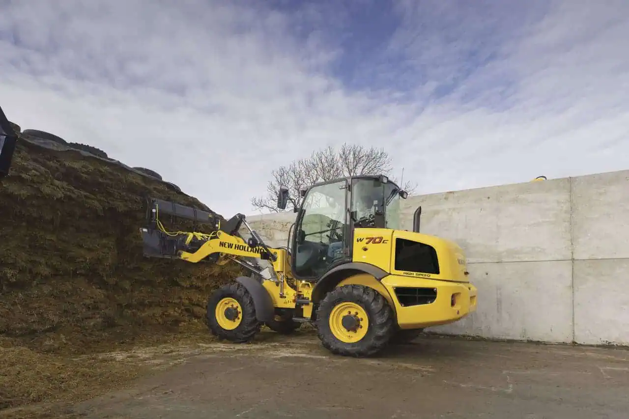 New Holland kompaktiniai ratiniai krautuvai