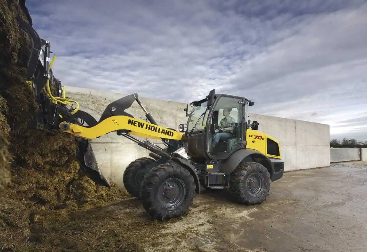 New Holland kompaktiniai ratiniai krautuvai