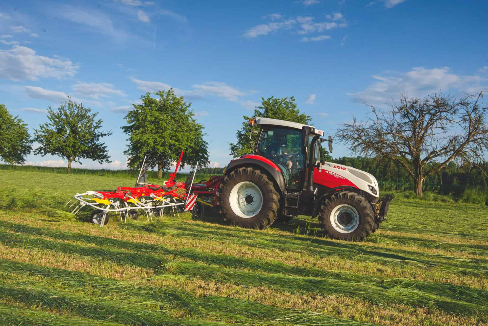STEYR EXPERT CVT serija (100-130 AG)