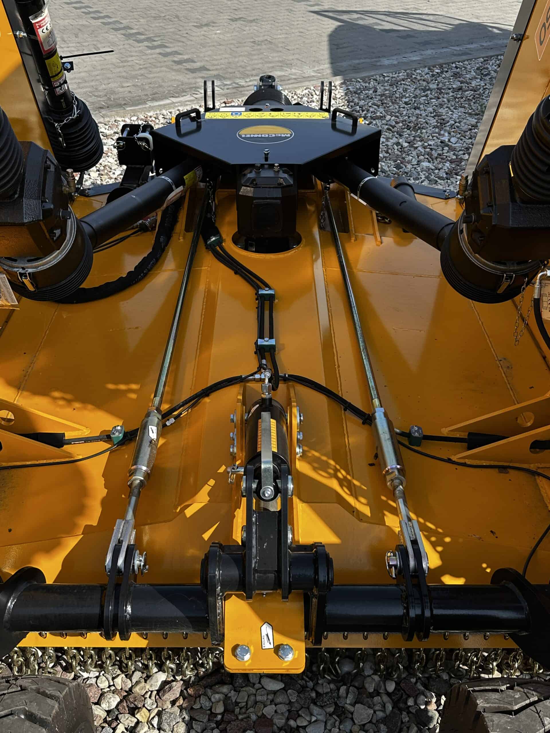 McConnel Tuffcut 650 (Naudota technika)