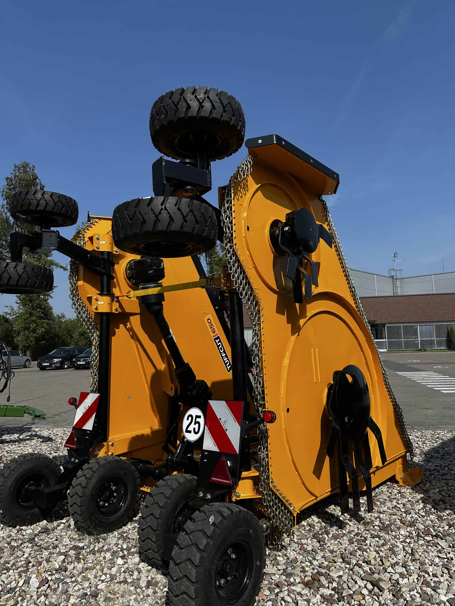 McConnel Tuffcut 650 (Naudota technika)