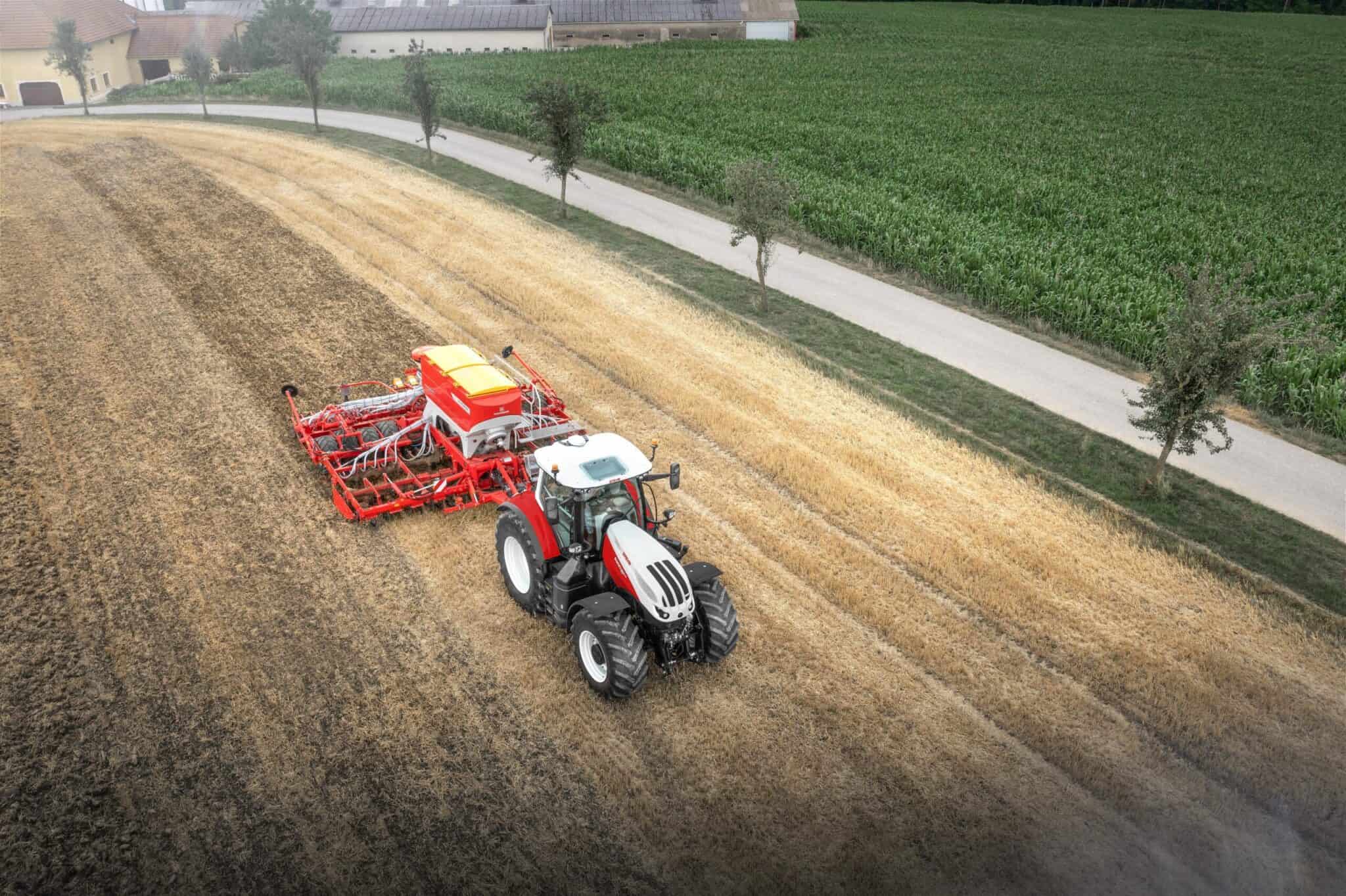 NAUJA Steyr Terrus CVT serija (290-340 AG)