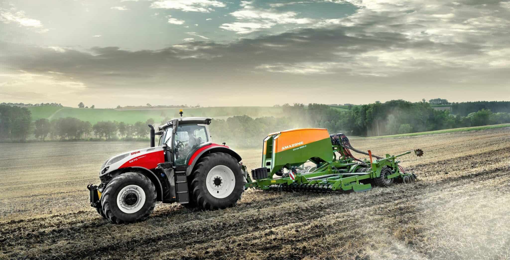 NAUJA Steyr Terrus CVT serija (290-340 AG)